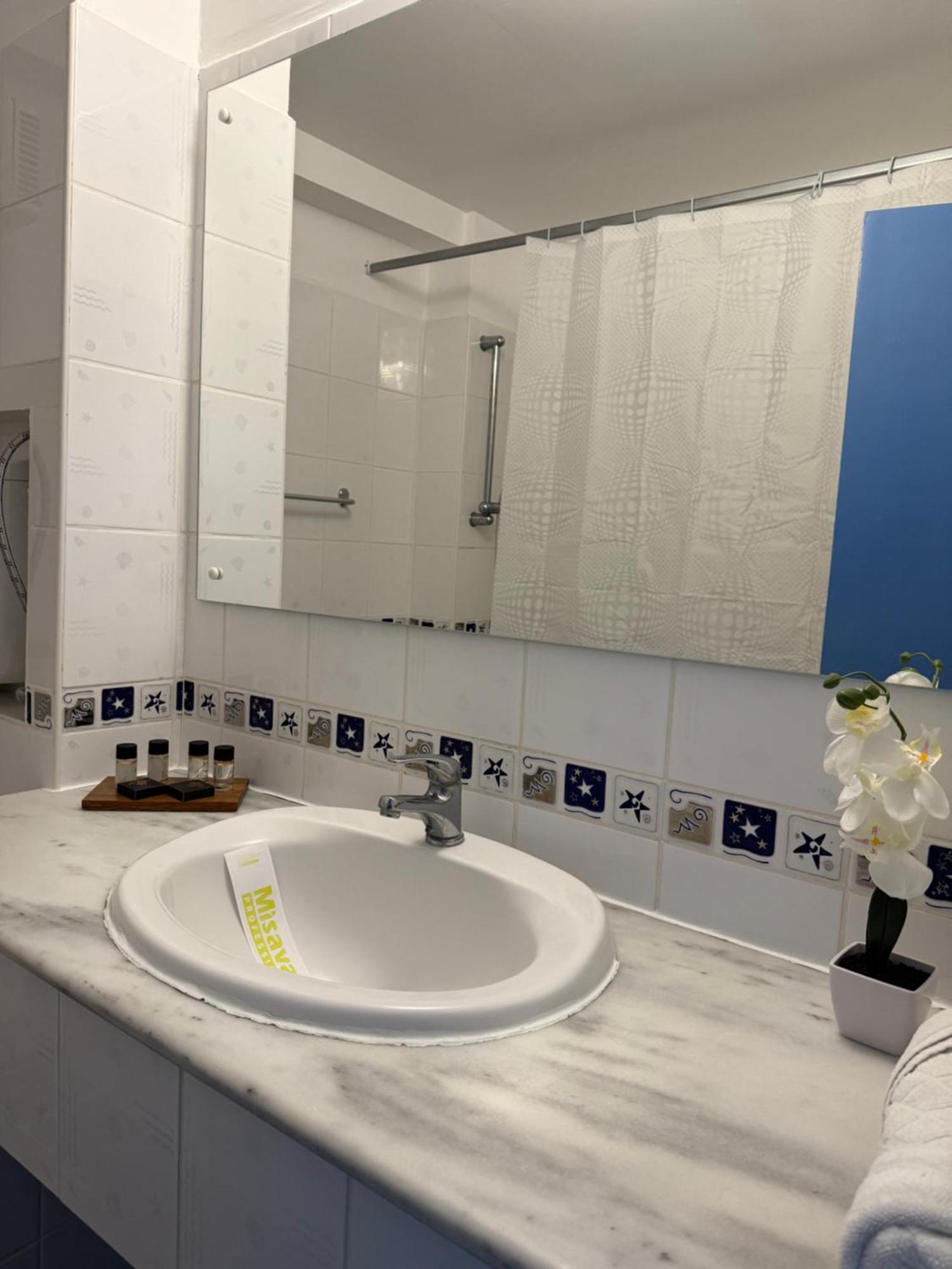 Briza Boutique Hotel Мамая Экстерьер фото